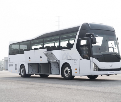 Hyundai Universe Prestige xe 47 chỗ ra mắt, giá từ 4,5 tỷ đồng